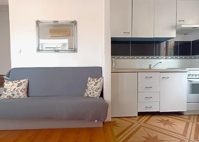 Apartment Ella *
