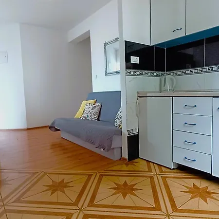 Ella Apartamento *