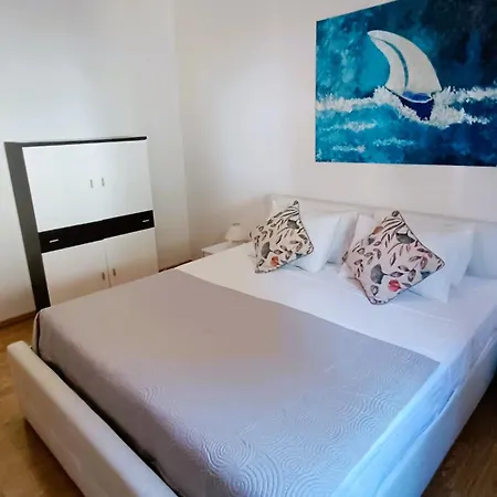 Ella Apartamento *