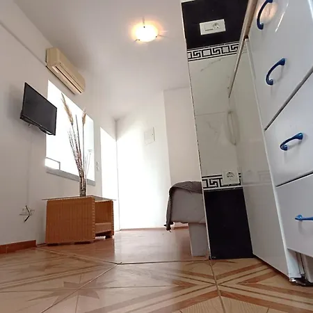 Ella Μακάρσκα