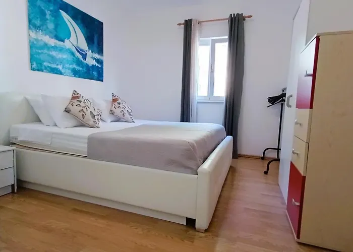 Ella Apartment Makarska